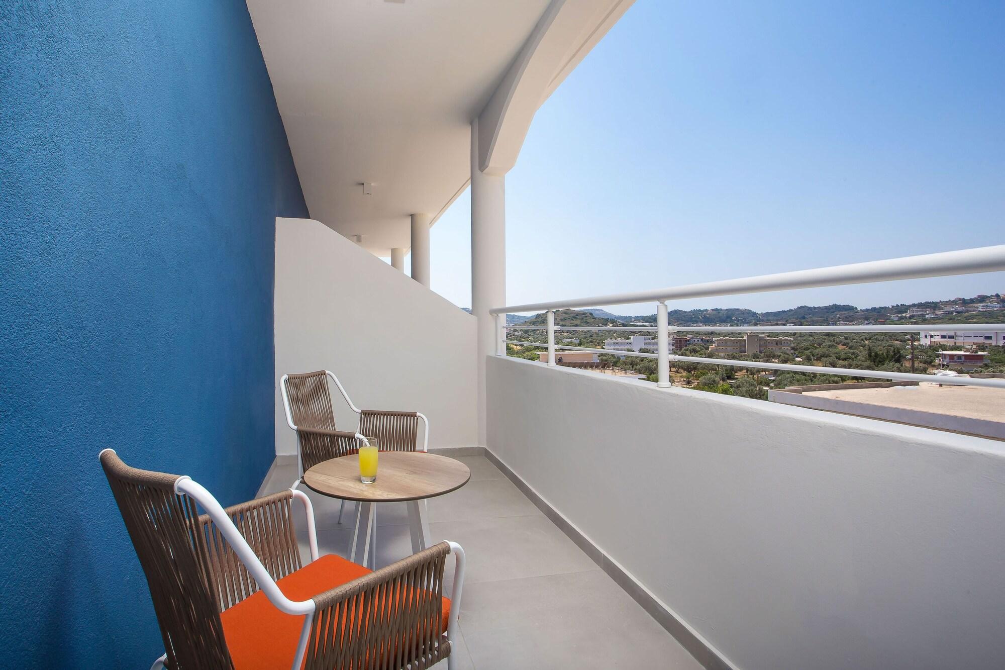 Mazoren Art Hotel